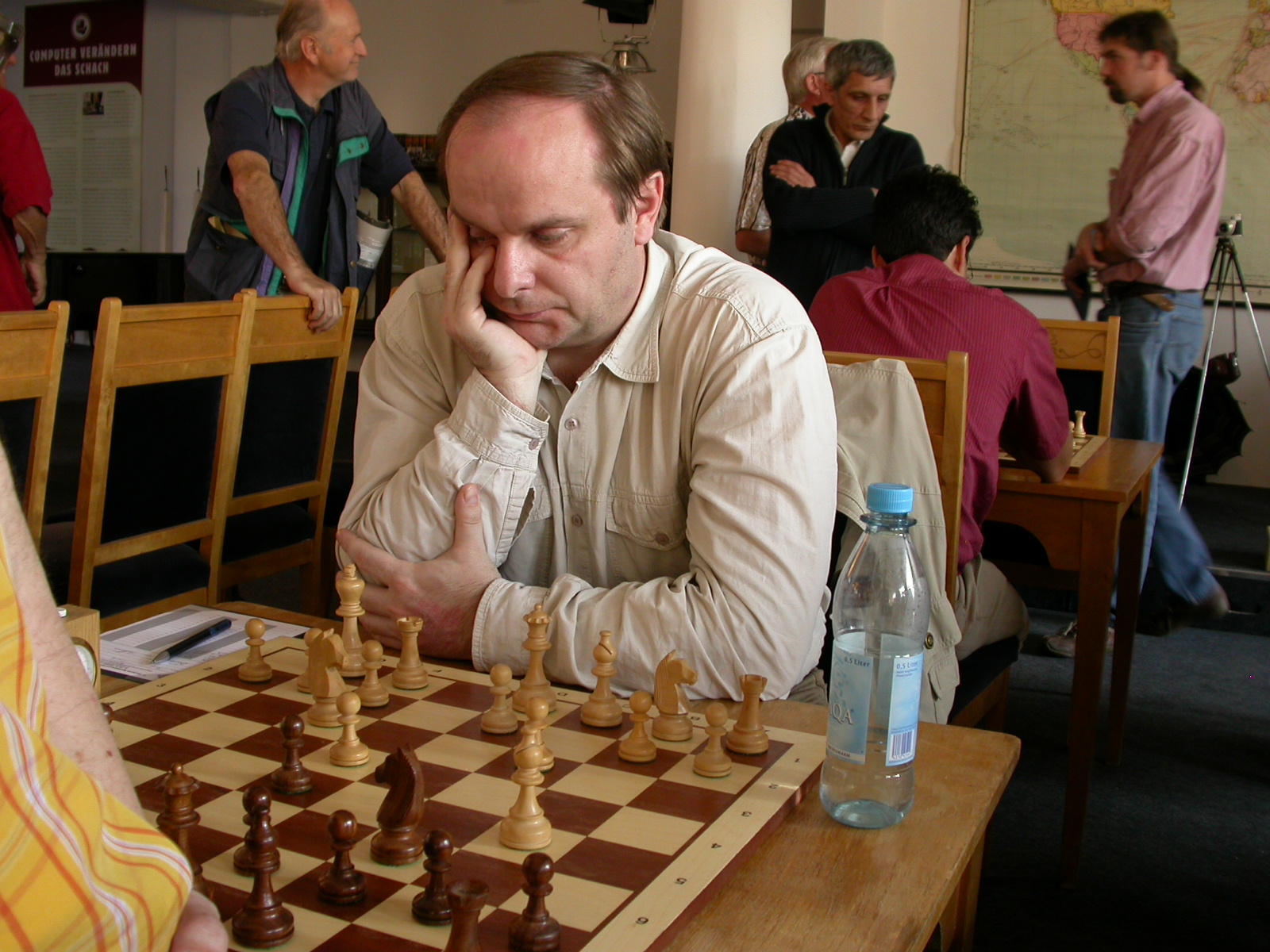 b3w_becker.jpg